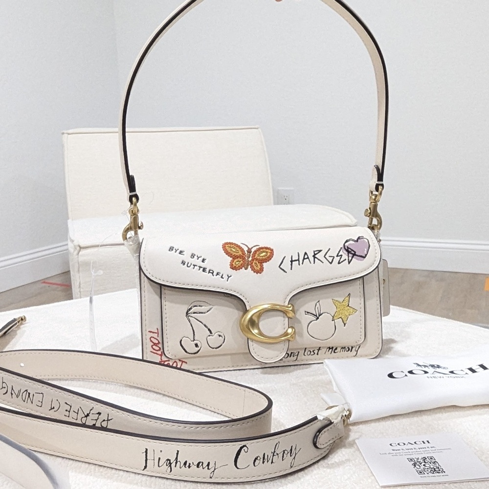 NWT - Coach Tabby 20 with Sketch Prints (CAM89)